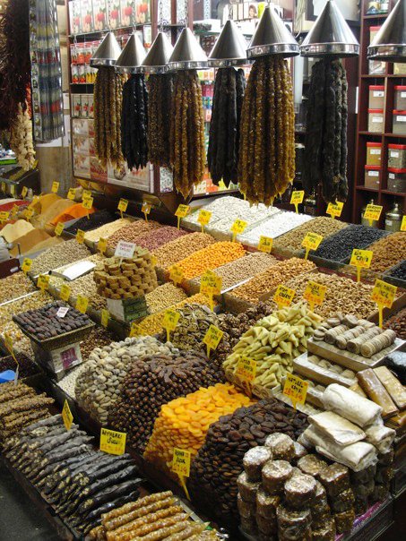 Istanbul spice market 3