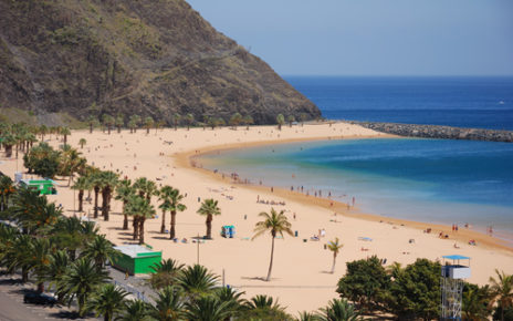 traveling in the canary islands
