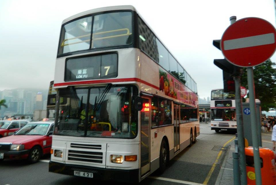 buses in HK
