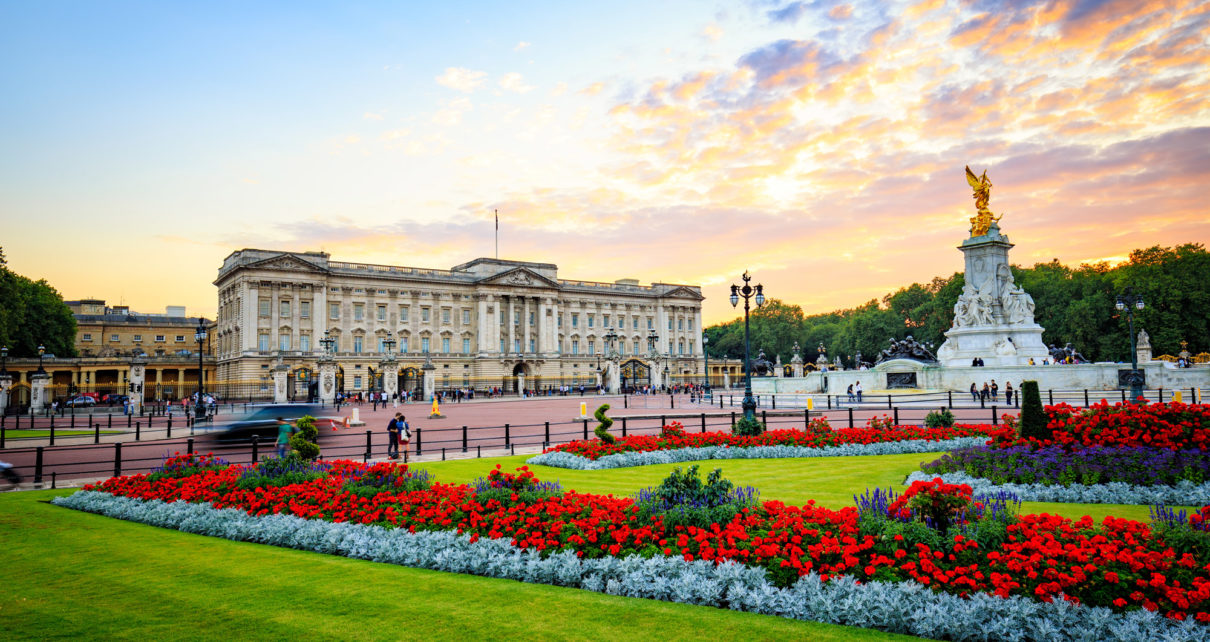Americans vote Buckingham Palace top landmark to see in the UK - Maiden Voyage
